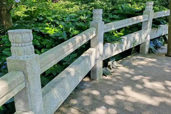 天津市大连花岗岩栏杆和青石栏杆哪个好价格优惠品质放心
